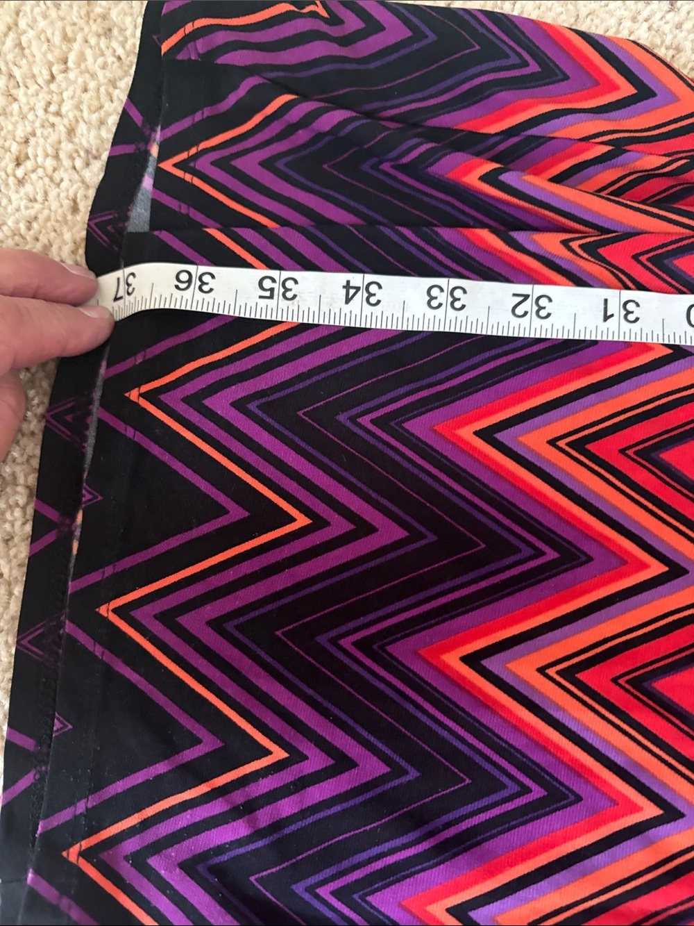 Evan Picone Chevron Wrap Midi Dress in Orange, Purple & Black Sz 6 - Picture 6 of 6
